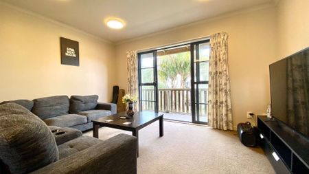 Unbeatable Value for Money at 38/5 Carolina Place, Albany, Auckland - Photo 2