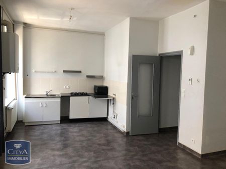Location Appartement 1 pièce 42m² ST ETIENNE 42100 - Photo 2