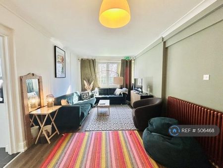 5 bedroom terraced house to rent - Photo 5