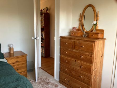 Cranbourne - Photo 3