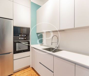 2 bedroom luxury Apartment for rent in Madrid, Spain - Photo 1