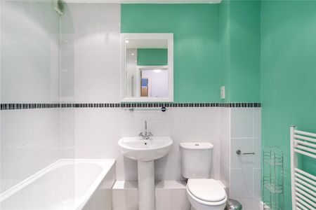 Celandine Drive, London, E8 3XF - Photo 4