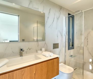 Roquebrune Cap Martin - Paisible villa 3 Chambres renové vue mer im... - Photo 2