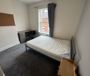 Rosebery Street, Leeman Road - P5007 - Photo 6