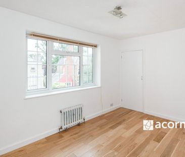 Flat to rent - Tudor Road, London, SE19 - Photo 3