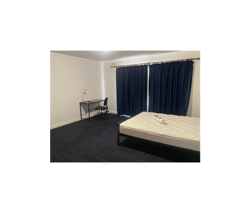 Open Sunday 29 March 10 am, 1 bedroom unit in very sought after loc... - Photo 2