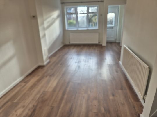 Heather Close, Runcorn, Beechwood - Photo 1