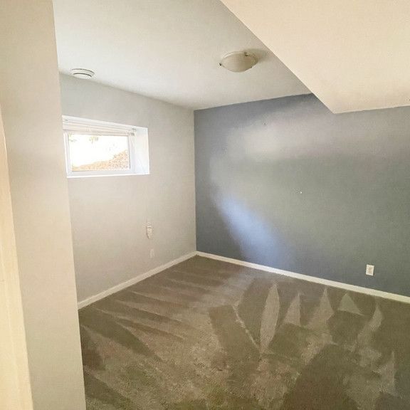 3 Bedroom - Photo 1