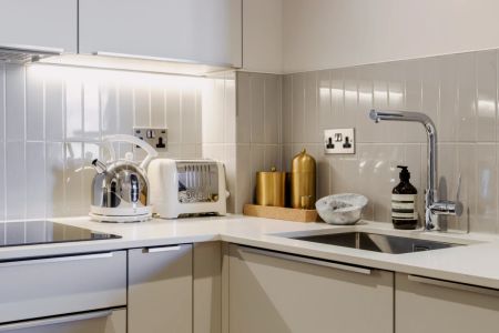 One Bedroom Apartment - Photo 4