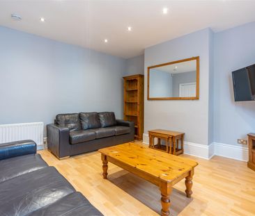 6 bed terraced house to rent in Roxburgh Place, Newcastle Upon Tyne... - Photo 1