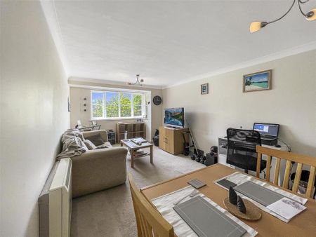 1 bedroom flat to rent - Photo 4