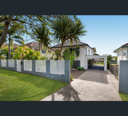 63 Redhill Rd, Nudgee, Qld 4014 - Photo 3