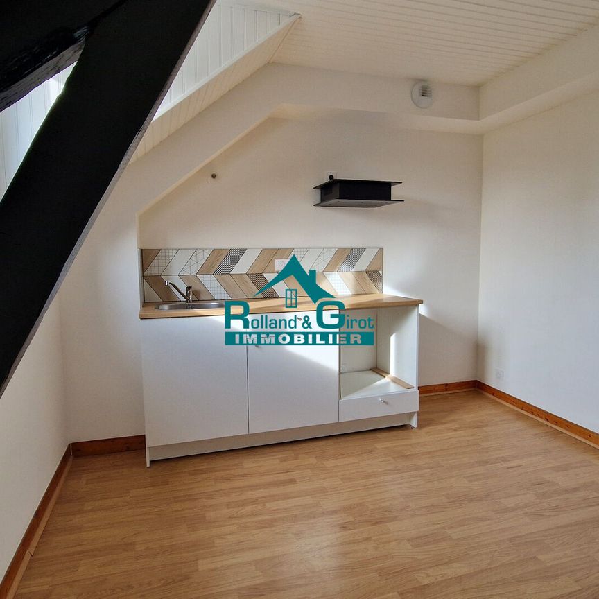 Location Appartement 2 pièces 23m² - Photo 1