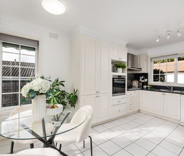 16 Trist Street, Watsonia North VIC 3087 - House For Rent | Domain - Photo 6