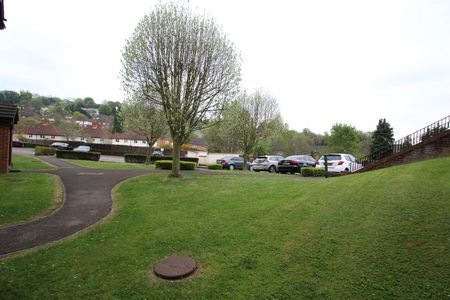 Sovereign Court, High Wycombe - Photo 4