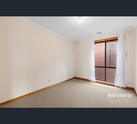 7 Kantiki Drive, Epping, Vic 3076 - Photo 3
