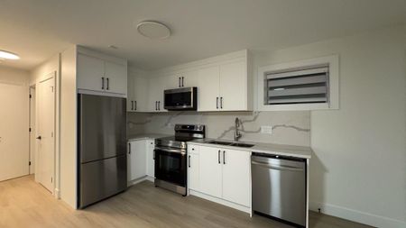 7793 19 Avenue #Bsmt, Burnaby, BC V3N1E8 - Photo 2