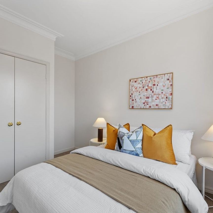 1/4 Ovens Street, Box Hill North - Photo 1