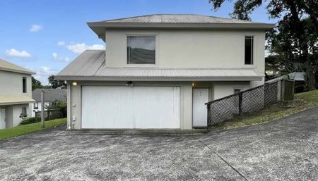 Easy-Care 3 Bedroom Home in the Heart of Ellerslie - Photo 5