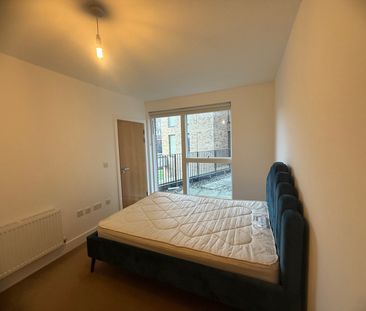 Lismore Boulevard, London - Photo 6