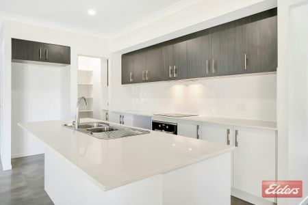 Perfect Family Home! - Photo 2