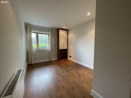 Apartment 19, Merrion Hall - Photo 4