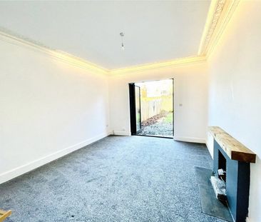 1 Bed Flat, Mulgrave Road, CR0 - Photo 1