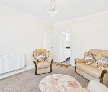 2 bedroom link detached house to rent - Photo 3