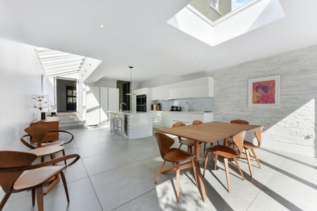 Rosehill Road, SW18, London - Photo 4