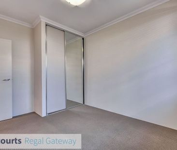 9 Justice Link, ATWELL WA 6164 - Photo 2