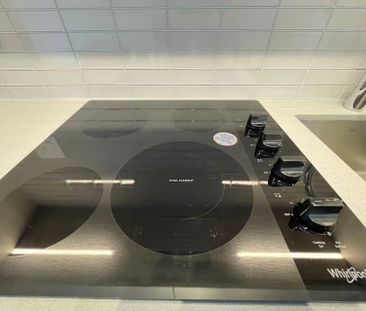 For Lease - 395 SQUARE ONE Drive Unit# 702, Mississauga, Ontario - Photo 4