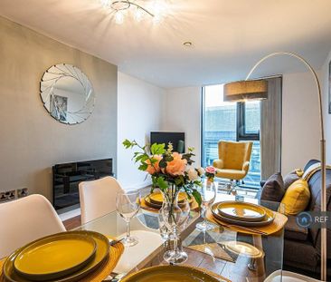1 bedroom in a flat share to rent - Photo 6