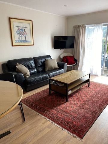 2BR Furnished Townhouse in Avenues - Photo 2