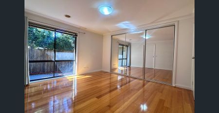Stylish Single Level in Convenient Location - Photo 4