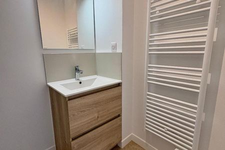 Louer appartement 2 pièces de 43 m² - Photo 2