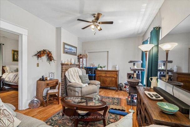 For Lease - 155 1/2 Lake Street Unit# (Main), St. Catharines, Ontario - Photo 1