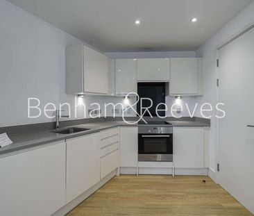 Tilston Bright Square, Abbey Wood, SE2 - Photo 1