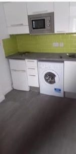 Room in a Shared House, Donnybrook Road, SW16 - Photo 1