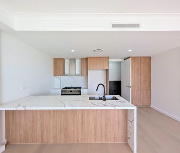 4 Bedroom, 3 Bathroom, 2 Car – Luxury Tri-Level Townhome - Photo 4