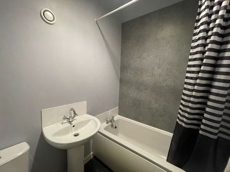 2 Bedroom Property To Rent - Photo 5