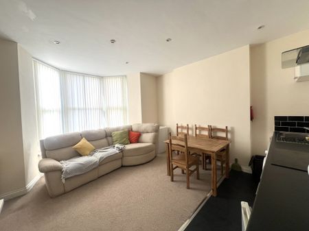 Newport Road, CARDIFF - Photo 4