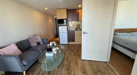 Semi Furnished one bedroom with view - Photo 5