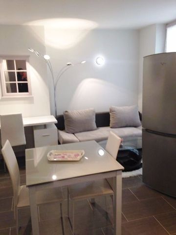 SAINT GERMAIN EN LAYE GRAND STUDIO MEUBLE 31.59m² - Photo 4
