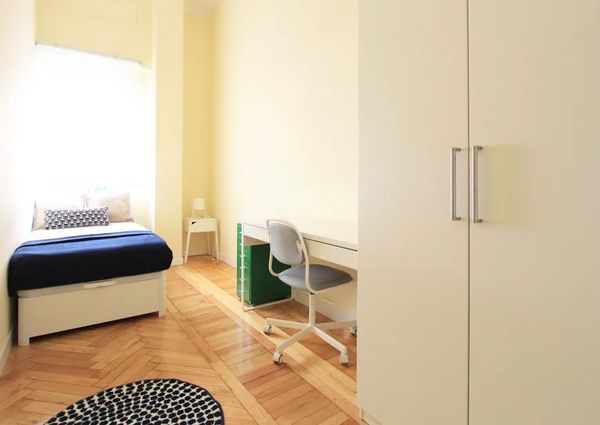 Calle de Amado Nervo, Madrid, Community of Madrid 28007