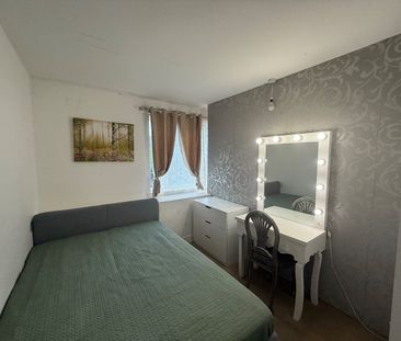 Room in a Shared Flat, Headstone Drive, HA3 - Photo 3