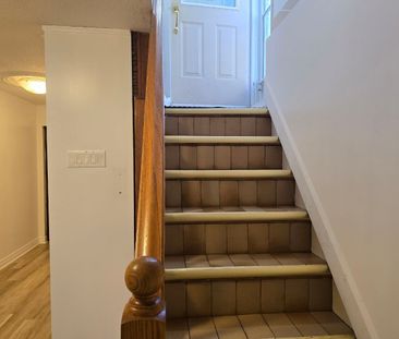 For Lease - 53 Caines Avenue, Toronto, Ontario - Photo 6