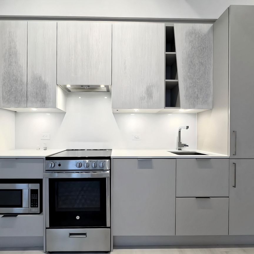 For Lease - 3900 Confederation Parkway Unit# 2405, Mississauga, Ontario - Photo 1