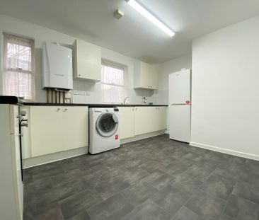 Le May Avenue, Grove Park, SE12 - Photo 4