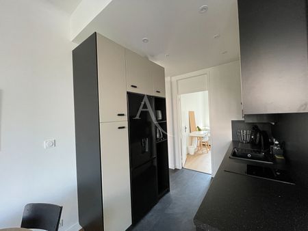 Location Appartement 1 pièce 9m² - Photo 3