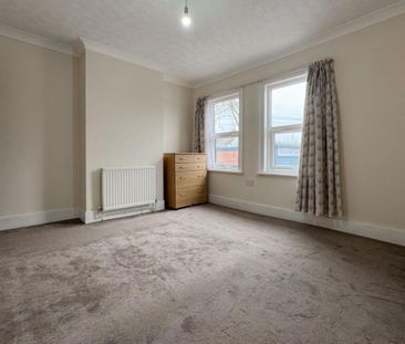 4 bedroom terraced house to rent - Photo 3